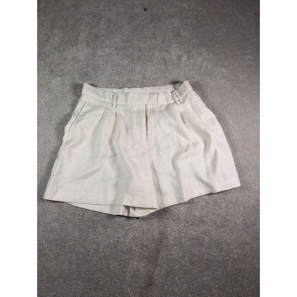 H&M tailored high-waist pleated shorts off-white/cream 14